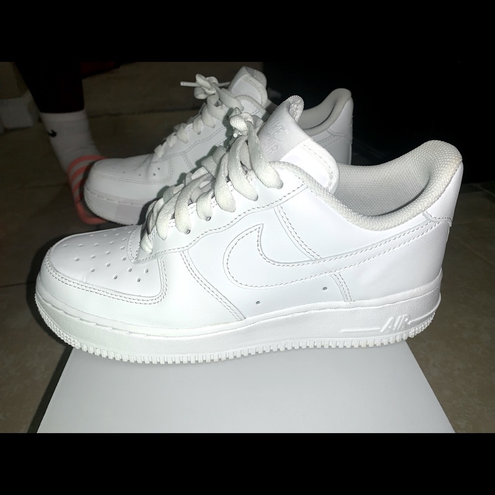 Nike Air Force 1 Size: 7.5 Womens